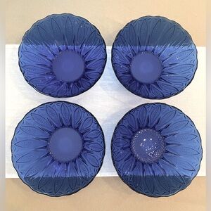(4) NWOTs Royal (Blue) Sapphire French Serving Bowls and Storage Bag.